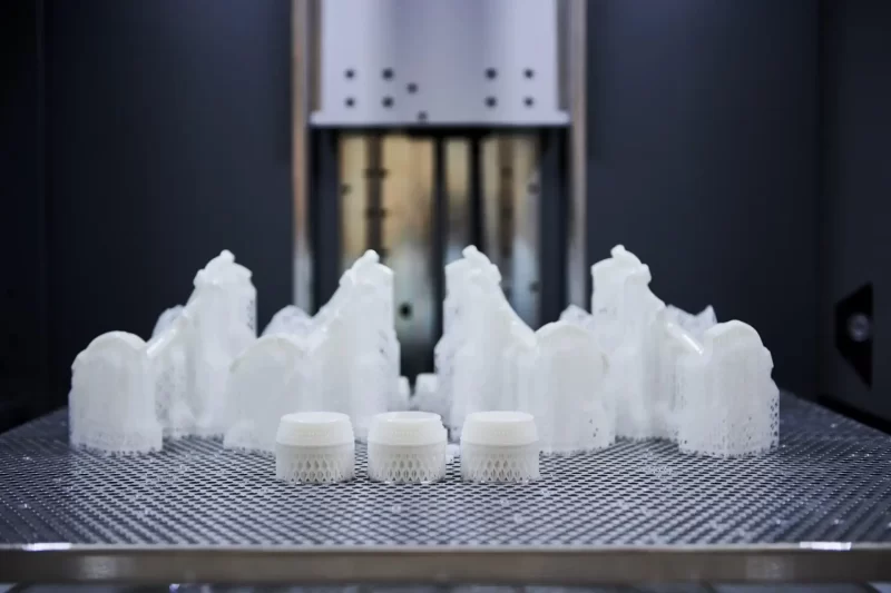 sla 3d printing compared to other 3d printing methods|how sla 3d printing works​|higher resolution results|uniform part structure|high tensile strength|functional applications|photopolymer resin types|medical|automotive|aerospace|consumer|plastic ceramic|plastic wood|exact reproduction|aerospace (2)|medical surgical|quality control|Post-Processing|Easy Post-Processing|quick iterations|no layer lines|minimal post processing|ideal for visual prototypes|versatile options|smooth surface finishes