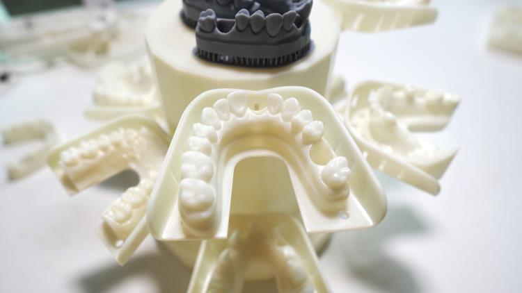 sla 3d printing for dentistry